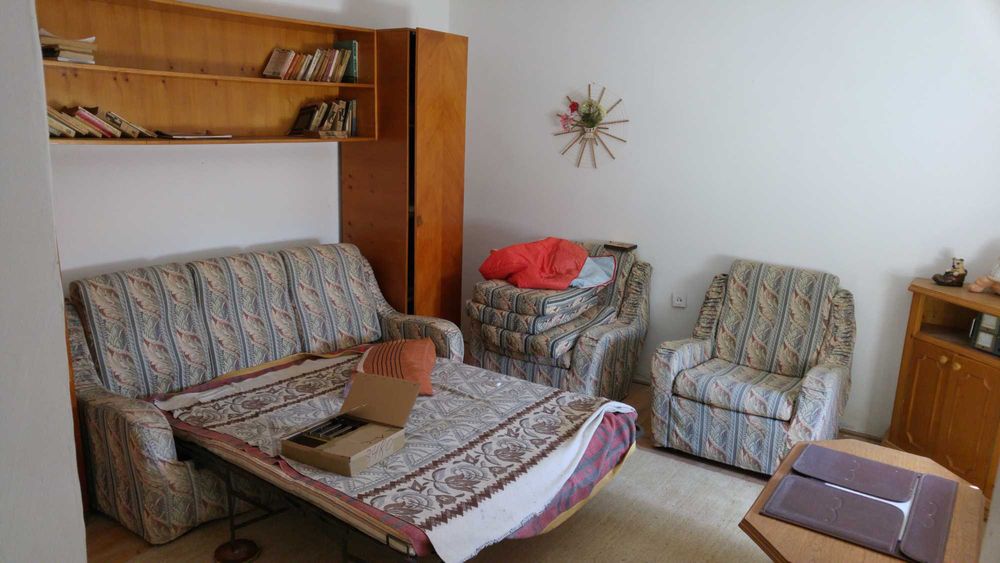 Casă cu 6700 mp în Sinoe