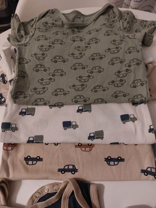 Lot body bebe mare 98/104