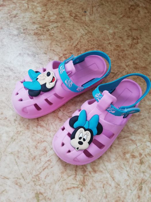 Сандали обувь для бассейна