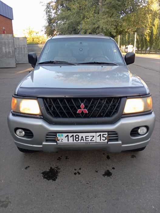 Продам Mitsubishi Montero sport 2000 г.в.
