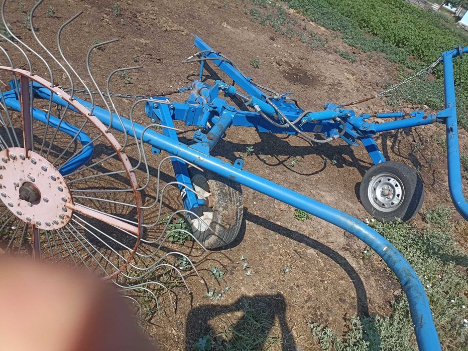Пресс подборщик CLAAS.