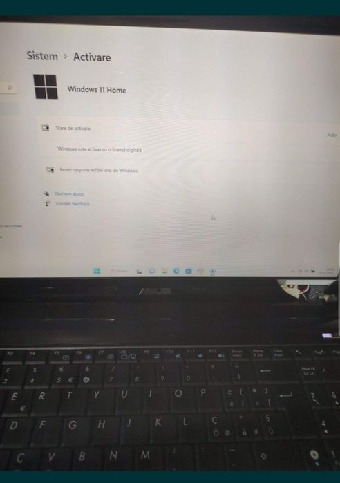 Dezmembrez laptop
