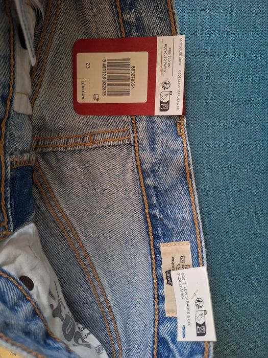 Къси дънкови панталони Levi's