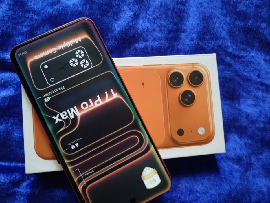 iPhone 17  наушники и часы