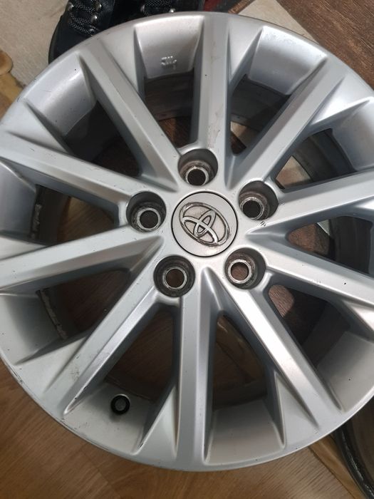 Диск на 16 , от Камри