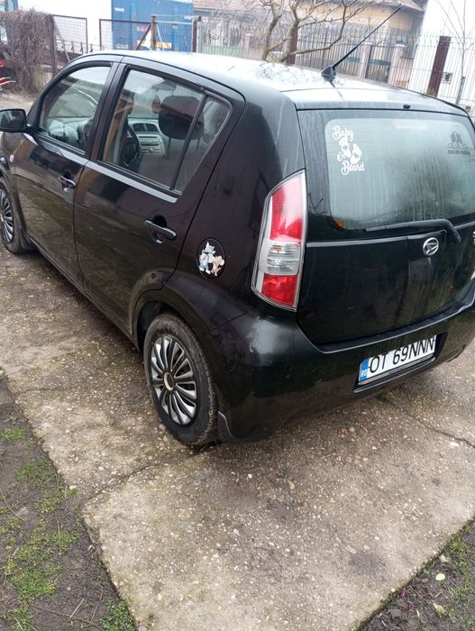 Vând Daihatsu sirion