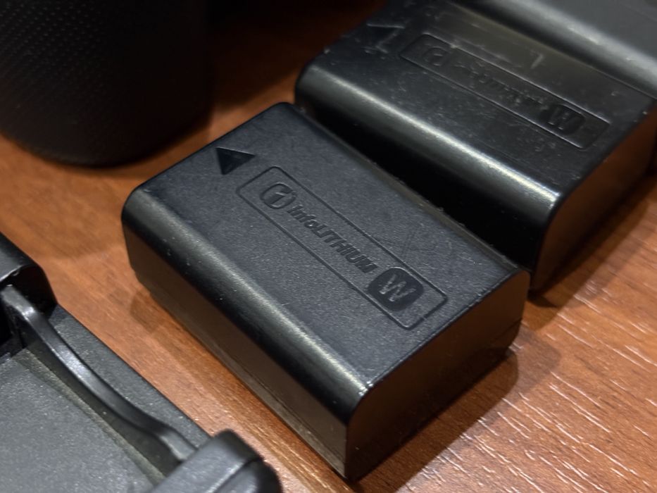 Sony zv e10 сатам/продам