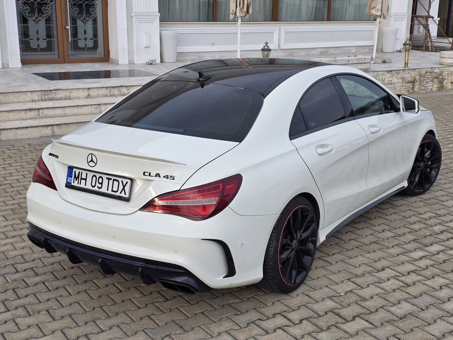 Mercedes Benz CLA 45 AMG 4 Matic