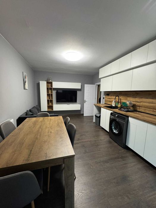 Продава се Двустаен апартамент в Плевен, Сторгозия - 50 кв.м за 1350 €/кв.м - Снимка #10