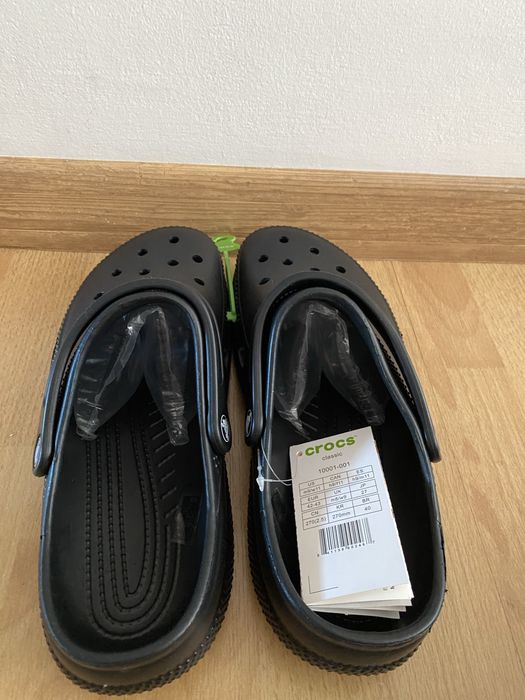 Crocs classic черного цвета