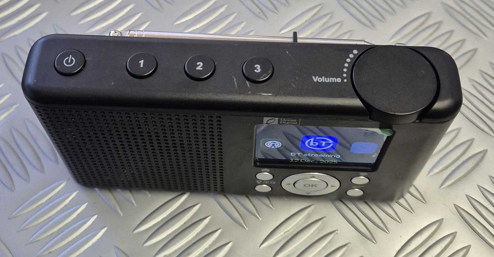 Ocean Digital WR-23F Преносимо интернет радио, батерия Wi-Fi Bluetooth