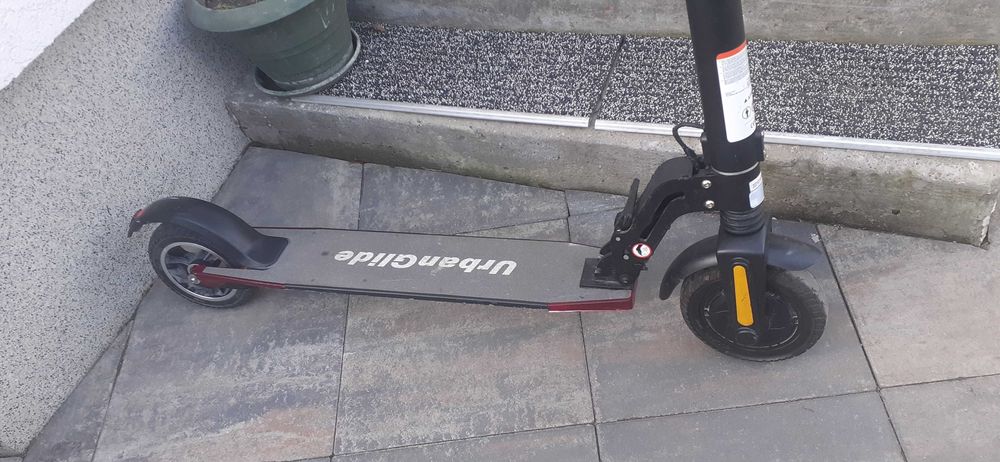 Trotineta electrica Urban Glide perf. stare de functionare