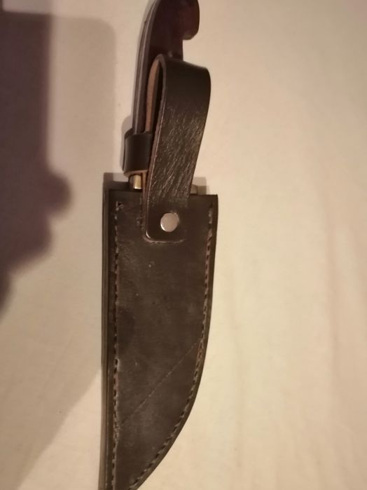 Нож със кания за лов и риболов