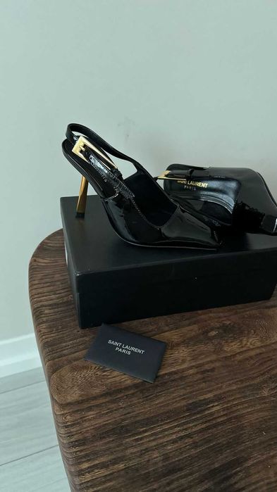 Срочно продам туфли