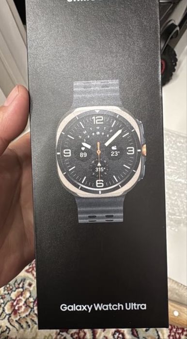 Samsung galaxy watch ultra titanium