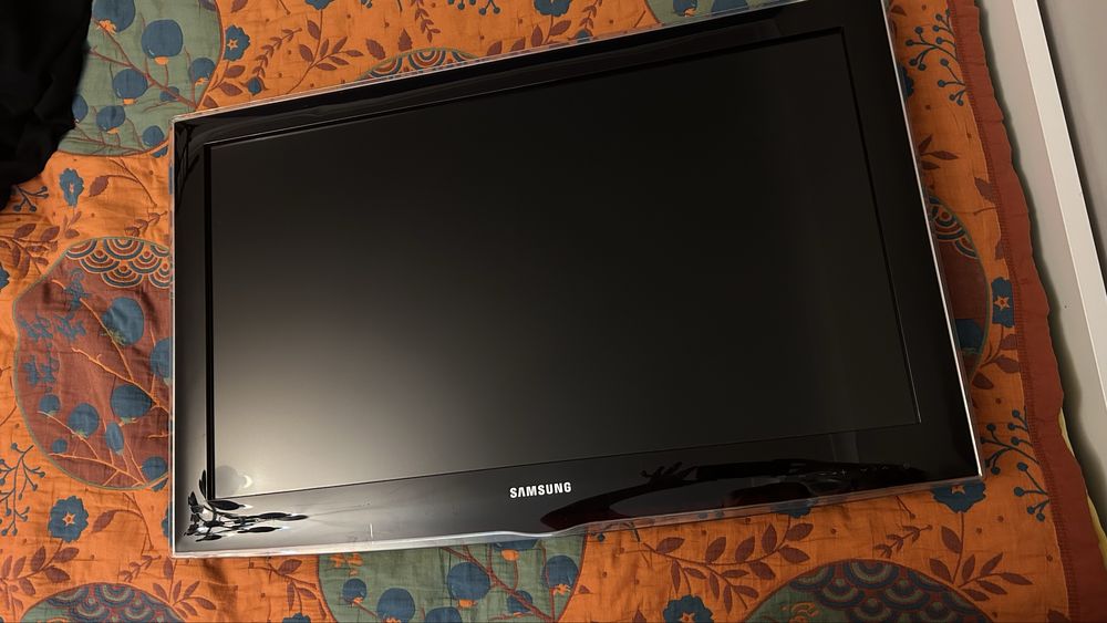 Продам телевизор Samsung