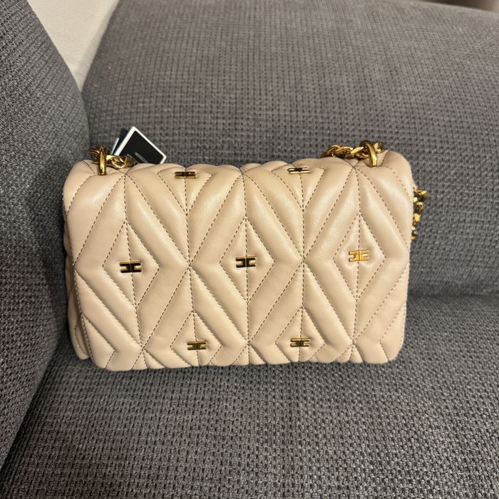 Elisabetta Franchi кокетна дамска чанта в цвят nude