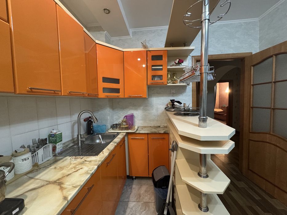 Продам кухонный гарнитур