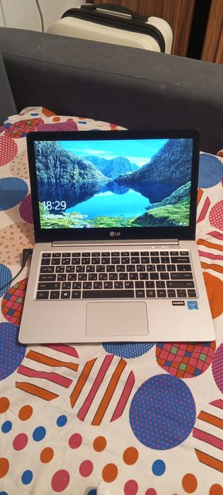Продам нетбук LG