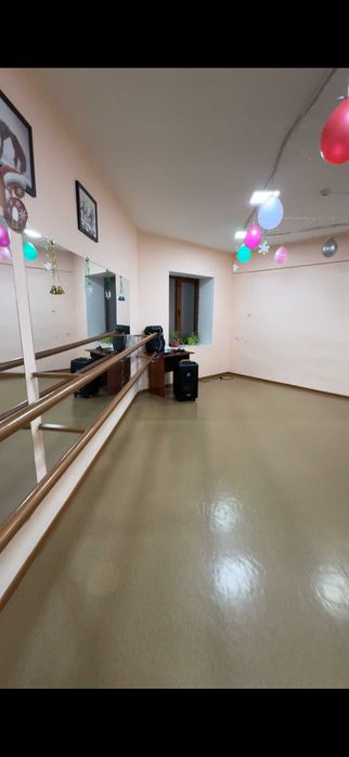 300 м² тижорат майдони сотилади