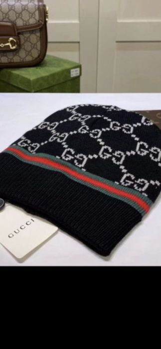 Fes Canada Goose, Gucci, model 2026, gratuit prin posta romana