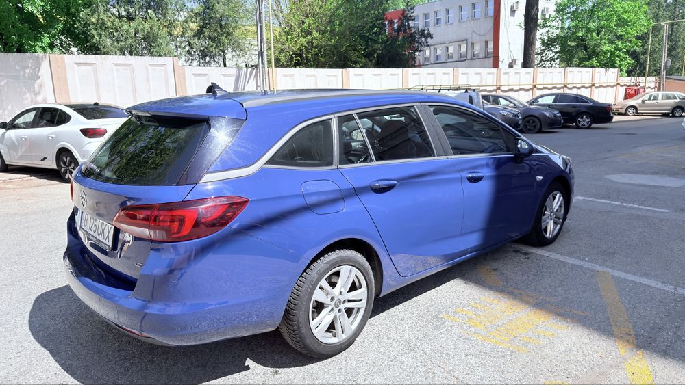 Opel astra sports tourer+ 2018 1.6cdti