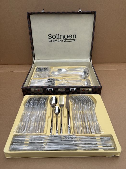 Комплект прибори за хранене в куфар Solingen Germany