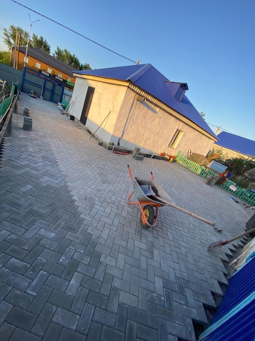 Укладка  плитки и брусчатки