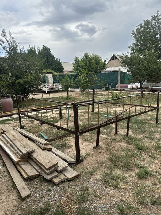 Тапчан сатылады ағашымен Шубарсуда
