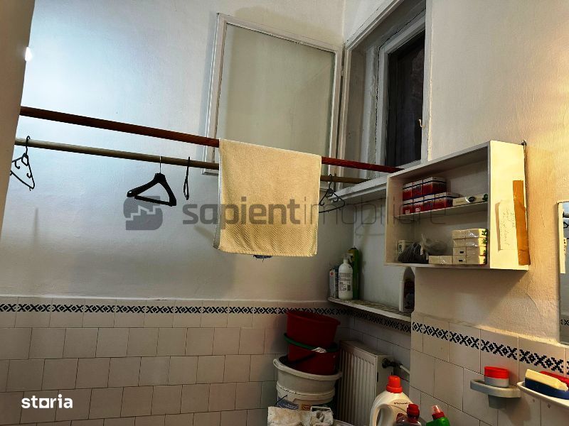 Apartament la casa cu 4 camere si acces auto, ultracentral