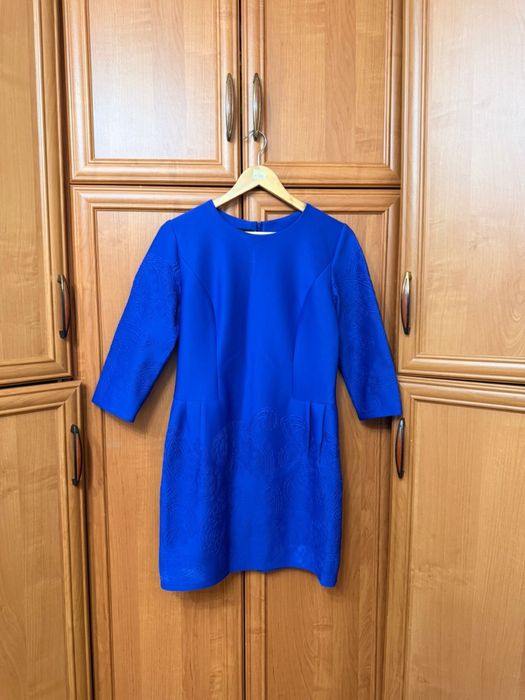 Продам платья 46 размера