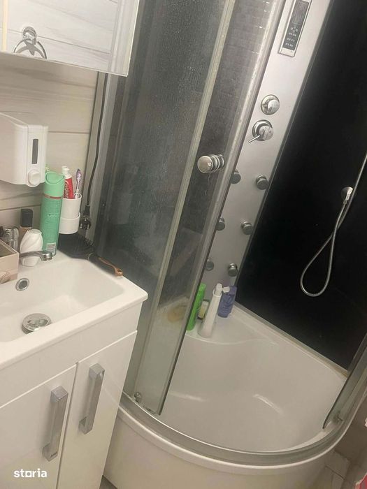 3 Camere , Parcul Tabacarie , 39mp, Gaze la aragaz.