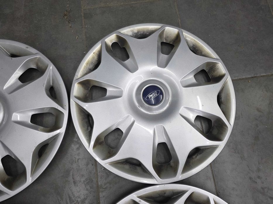 Тасове 16 - Ford -