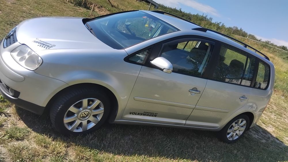 VOLKSWAGEN Touran 2005 — imagine 3