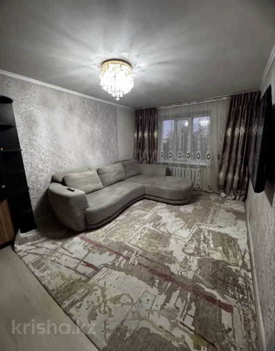 Продам квартиру 3-х комнатную