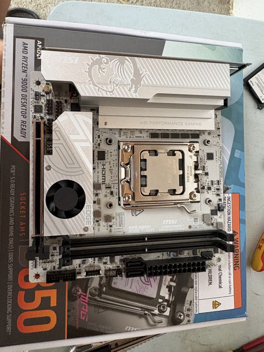 Gaming pc itx b850i msi ryzen 7 7700