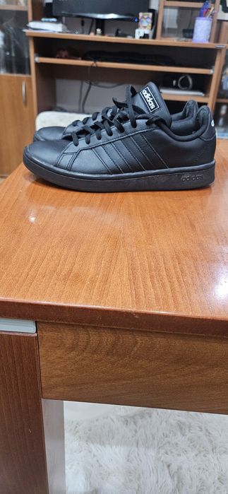 Кожени маратонки Адидас Adidas