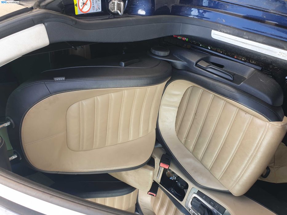 Interior Piele Crem cu Negru cu Incalzire Scaune Fata Stanga Dreapta Bancheta Sezut cu Spatar Volkswagen CC 2012 - 2017 [K7686]