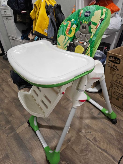 Продам детский стульчик для кормления Chicco Polly