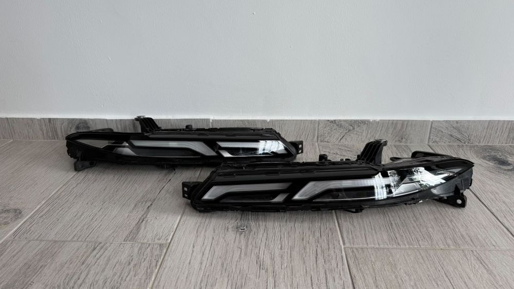 Far faruri proiector stanga dreapta bmw x7 g07 full led facelift lci originale