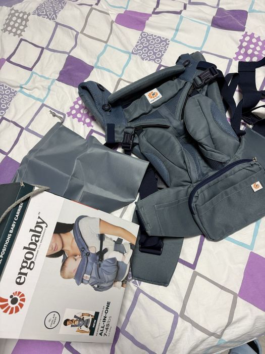 Marsupiu ergobaby 360