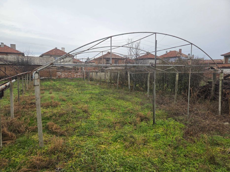 Стари оранжерии 2бр.