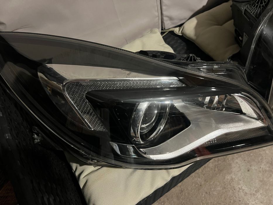 Фарове Опел Инсигния фейслифт