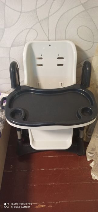 Стул для кормления ребенка