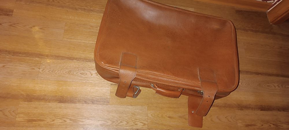 Чемоданы дорожные широкие бренд