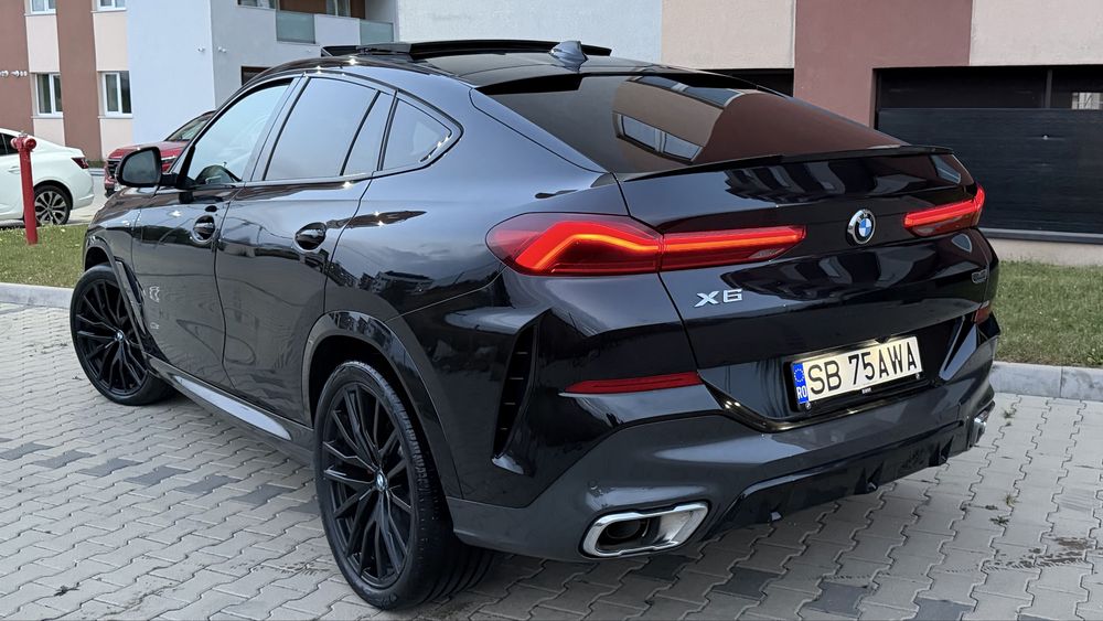 BMW X6 OZN 2021 3.0 D 286 CP MildHybrid XD M-Pachet Panoramic Grila Iluminata Gesturi Jante R22 M Faruri Full Led Soft Close Etc