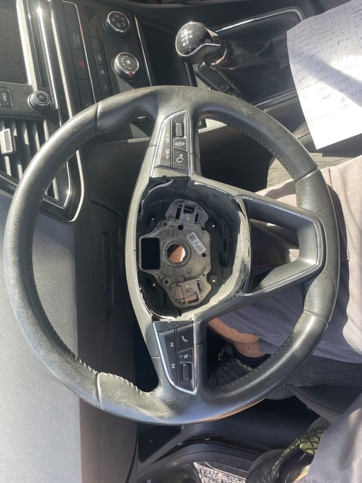 волан с еърбег сеат леон 5ф Seat leon 5f