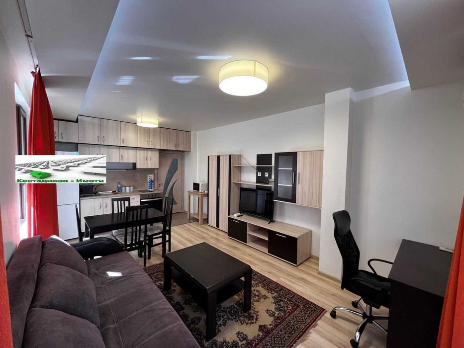 Дава се под наем Двустаен апартамент в Пловдив, Младежки Хълм - 70 кв.м за 498.27 € - Снимка #1