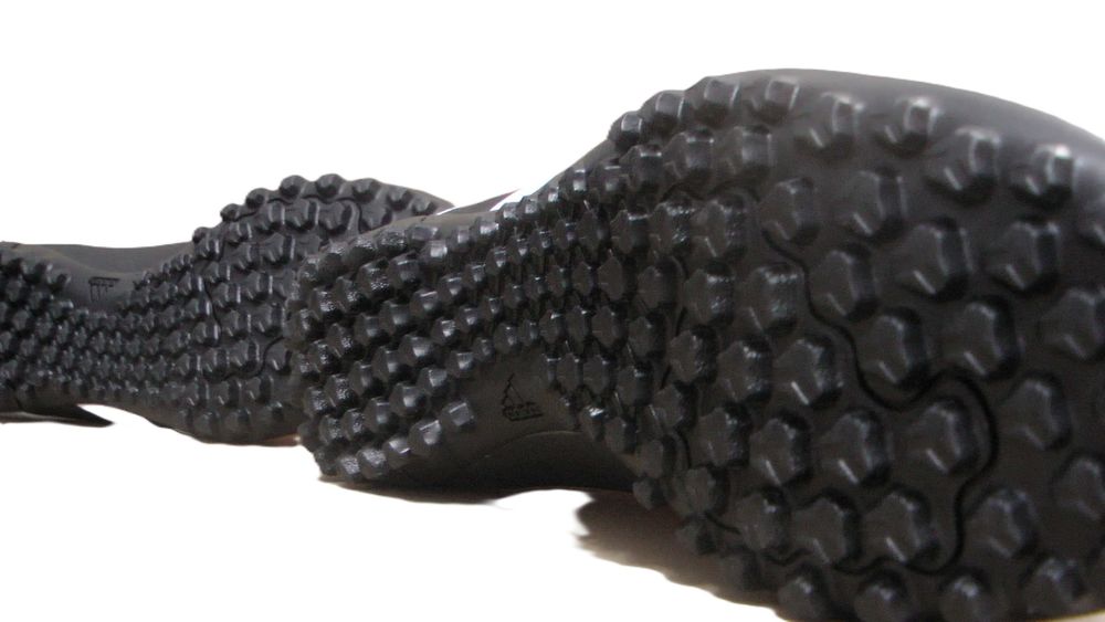 Ghete fotbal sintetic NOI Adidas Predator Club marimea 42