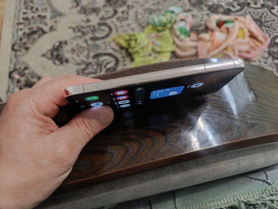 Самсунг с 22 телефон